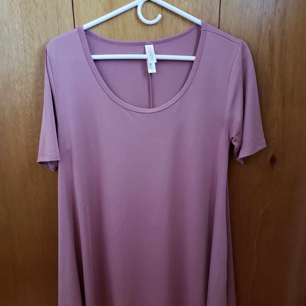 LuLaroe Classic Tee 2 for $10